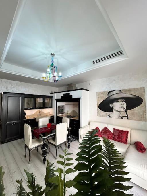 Vacanze Romane Apartment Анцио Екстериор снимка