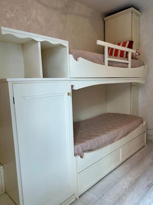 Vacanze Romane Apartment Анцио Екстериор снимка